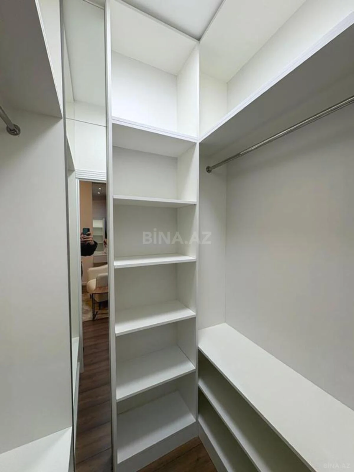 Satılır 2 otaqlı mənzil 53 m²
