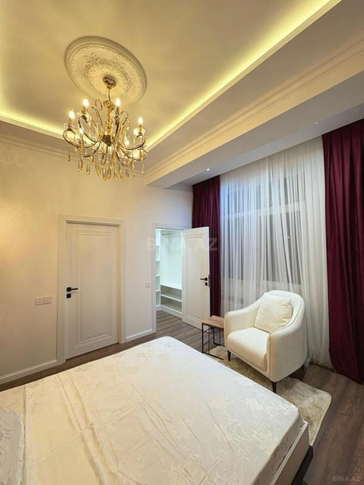 Satılır 2 otaqlı mənzil 53 m²