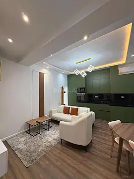 Satılır 2 otaqlı mənzil 53 m²