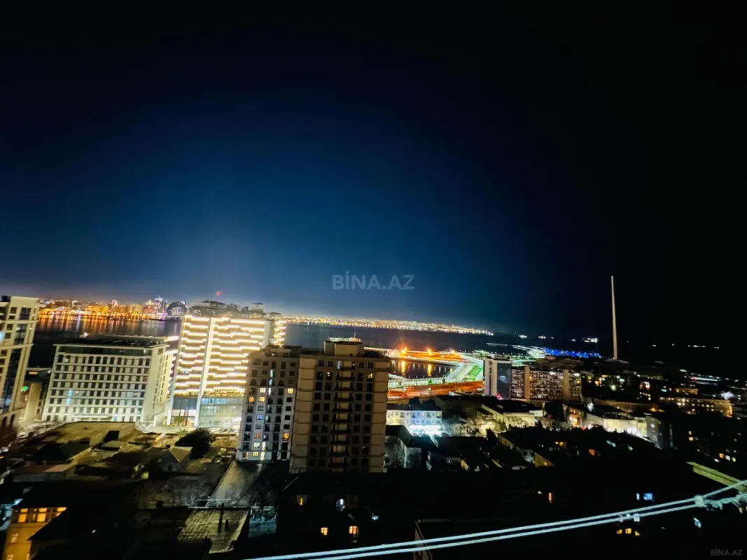 Satılır 3 otaqlı mənzil 100 m²