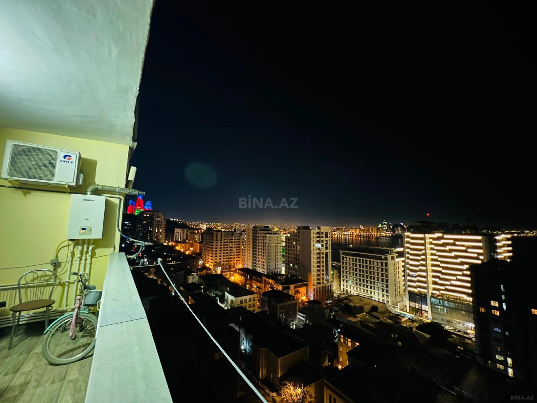 Satılır 3 otaqlı mənzil 100 m²