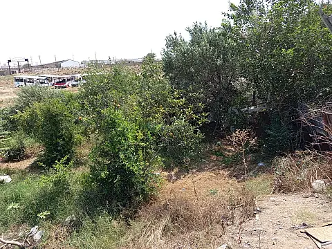 Satılır 1 otaqlı həyət evi 90 m²