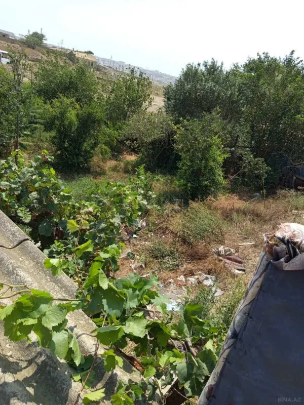 Satılır 1 otaqlı həyət evi 90 m²