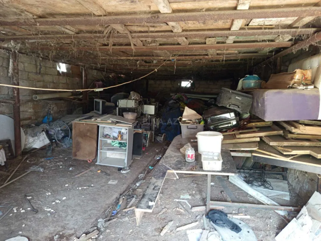 Satılır 1 otaqlı həyət evi 90 m²