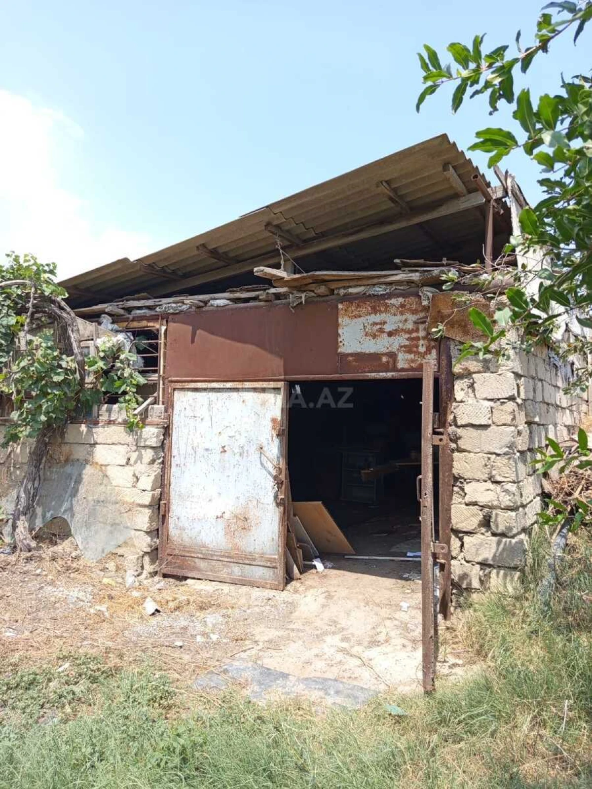 Satılır 1 otaqlı həyət evi 90 m²