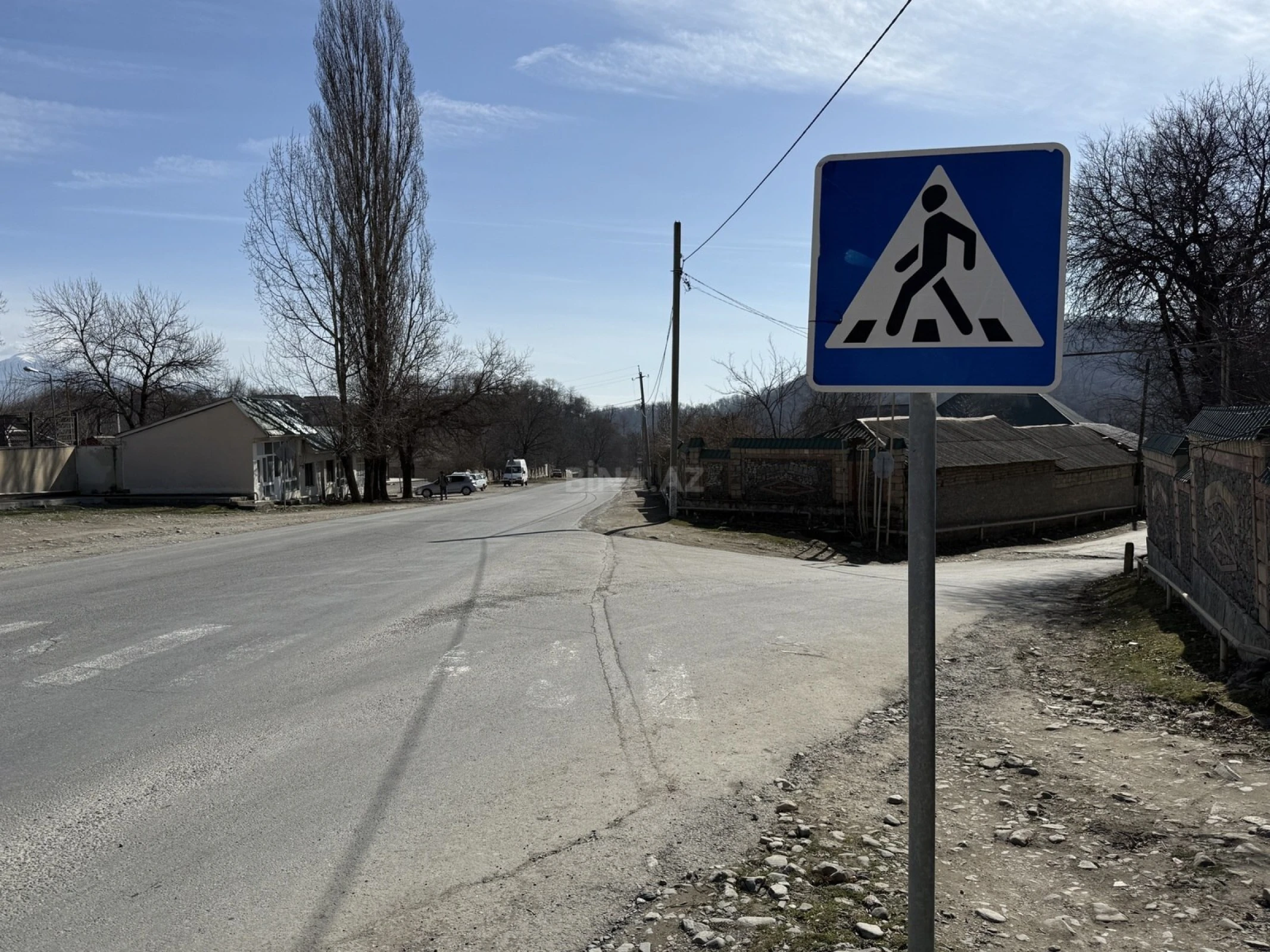 Satılır 5 otaqlı həyət evi 100 m²