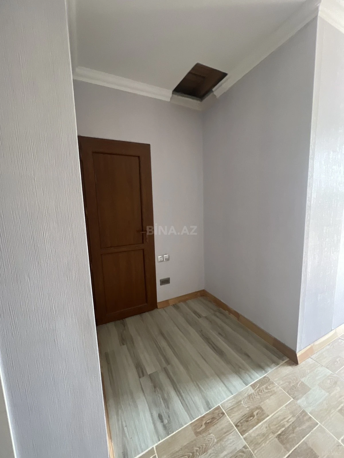 Satılır 5 otaqlı həyət evi 100 m²
