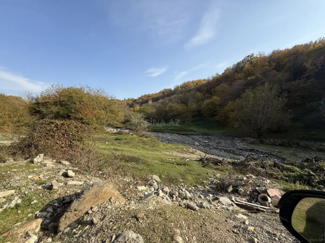 Satılır 5 otaqlı həyət evi 100 m²