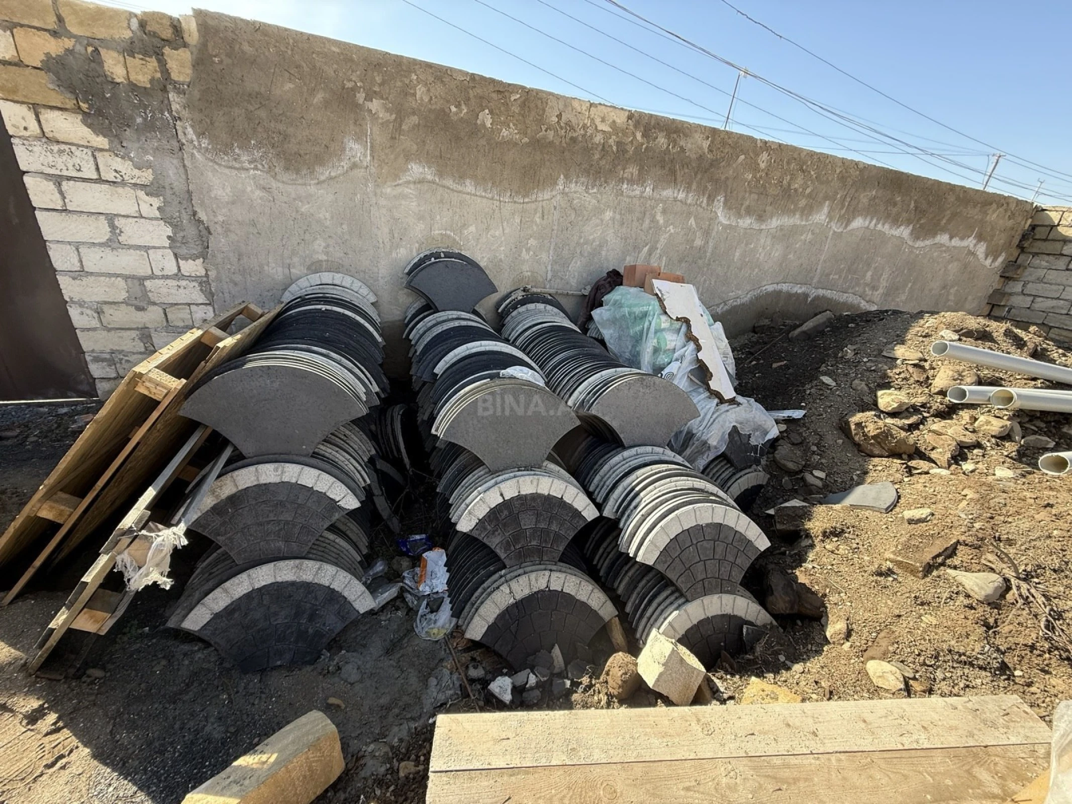 Satılır 5 otaqlı həyət evi 100 m²