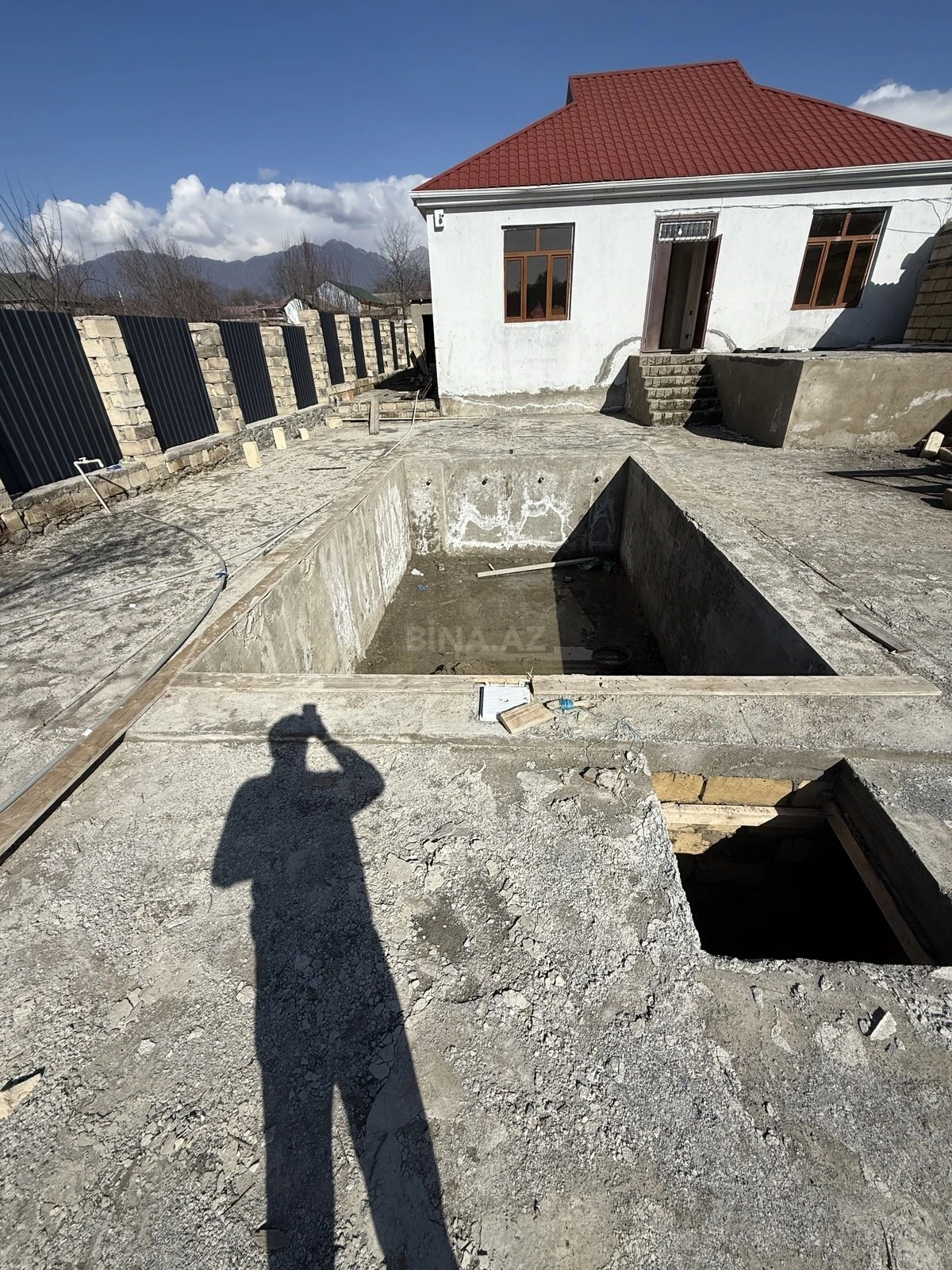 Satılır 5 otaqlı həyət evi 100 m²