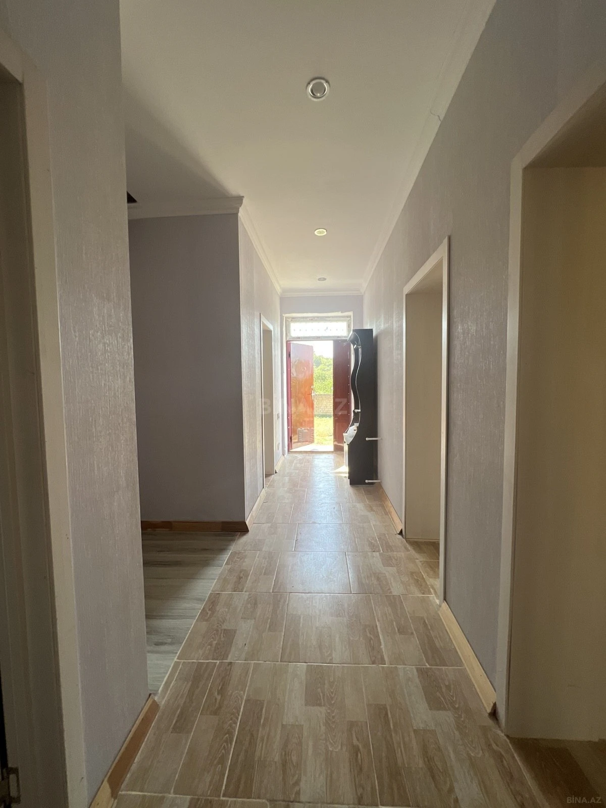 Satılır 5 otaqlı həyət evi 100 m²