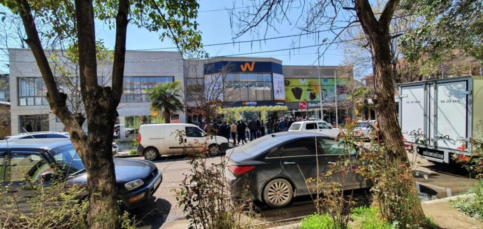 Satılır obyekt 1285 m²