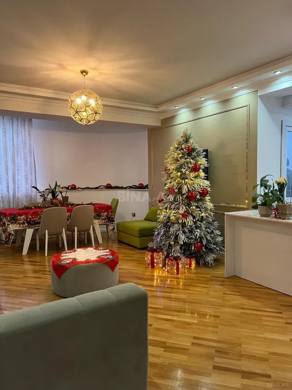 Satılır 3 otaqlı mənzil 97 m²