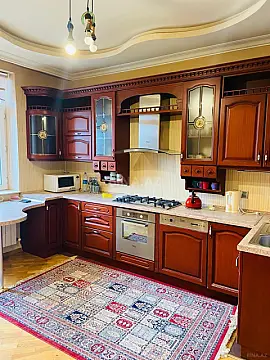 Kirayə verilir 3 otaqlı mənzil 120 m²