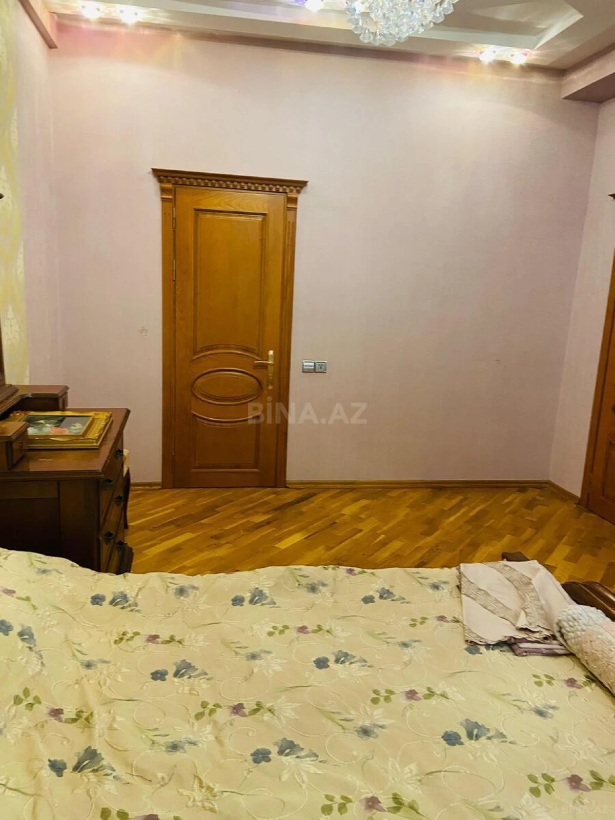 Kirayə verilir 3 otaqlı mənzil 120 m²