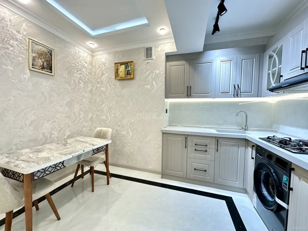 Satılır 3 otaqlı mənzil 74.5 m²