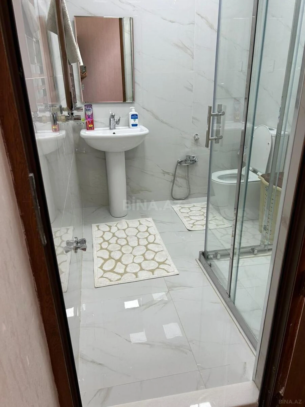 Kirayə verilir 2 otaqlı mənzil 40 m²
