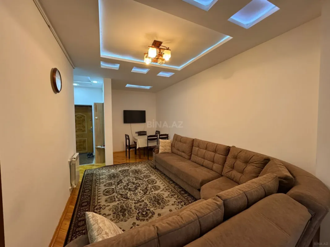 Satılır 2 otaqlı mənzil 52 m²