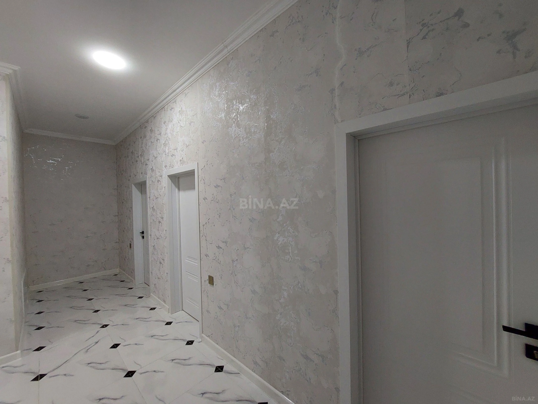 Satılır 4 otaqlı həyət evi 124 m²