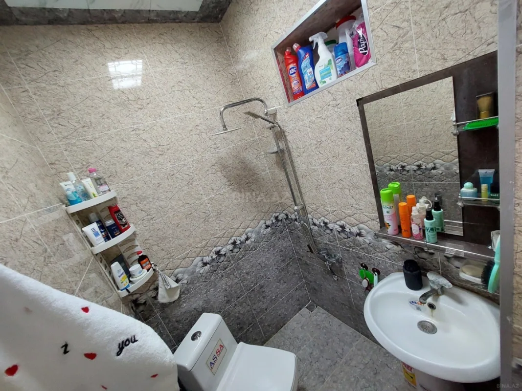 Satılır 4 otaqlı həyət evi 124 m²