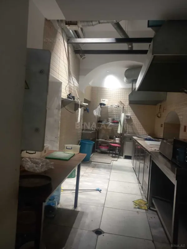 Kirayə verilir obyekt 90 m²