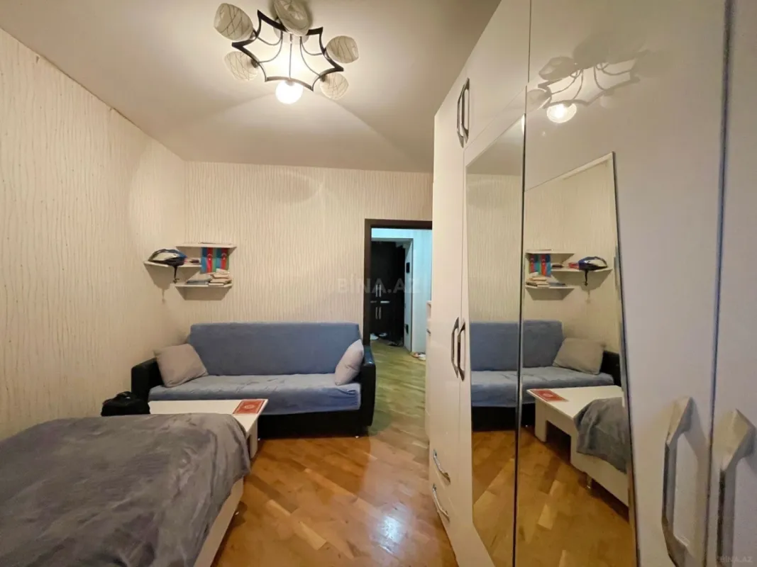 Satılır 4 otaqlı mənzil 82 m²