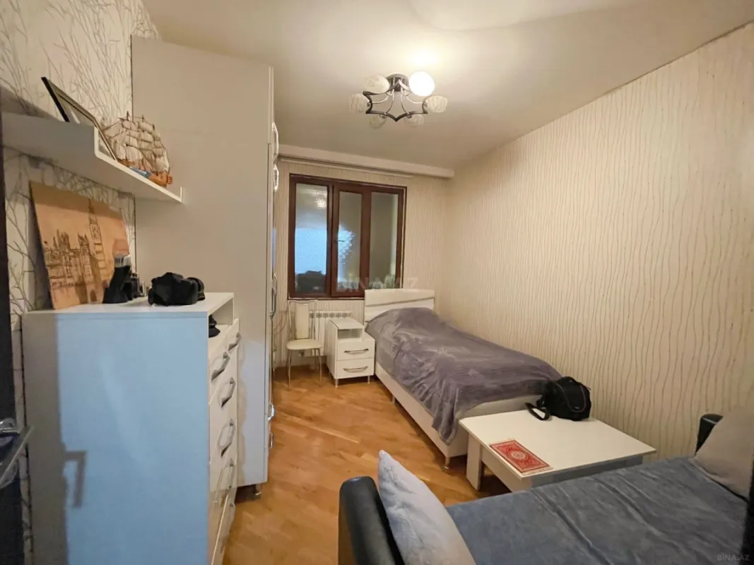 Satılır 4 otaqlı mənzil 82 m²