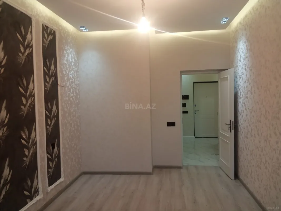 Satılır 1 otaqlı mənzil 66.5 m²