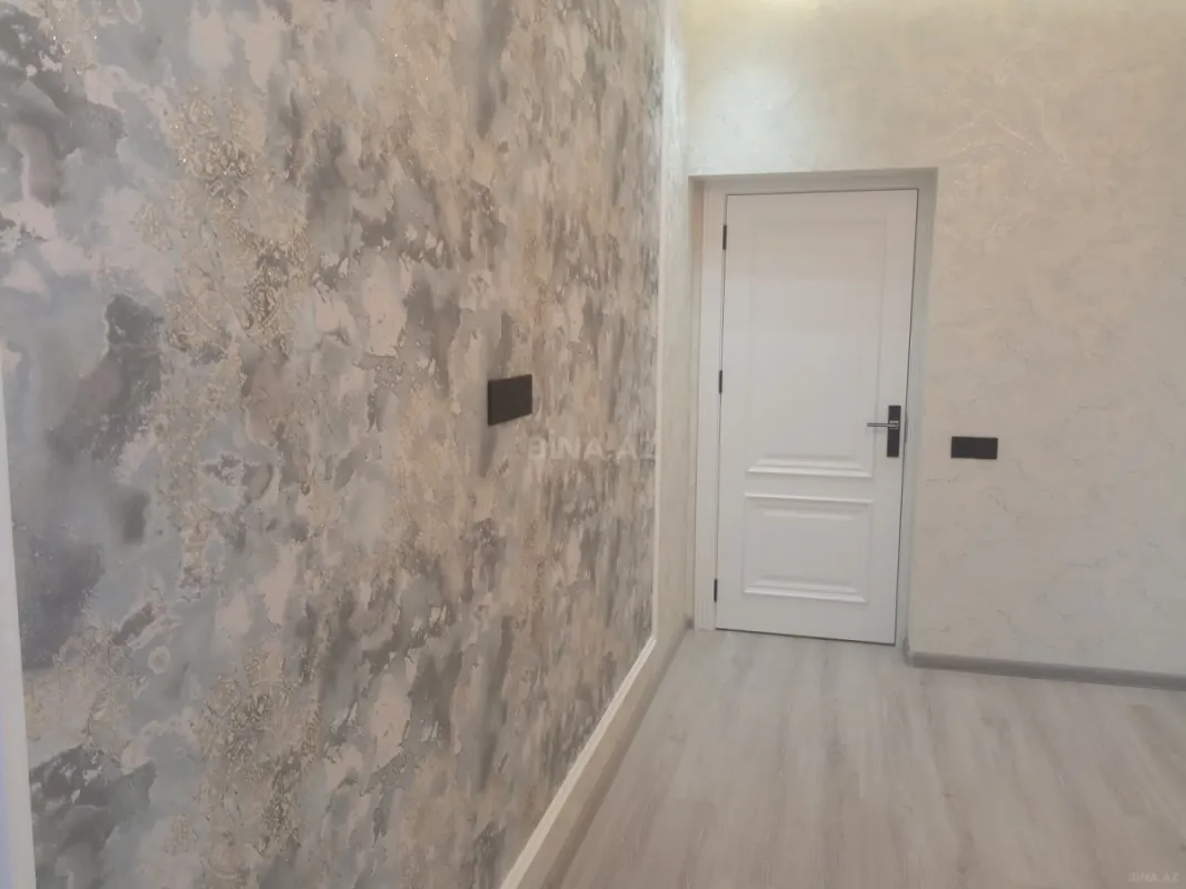 Satılır 1 otaqlı mənzil 66.5 m²