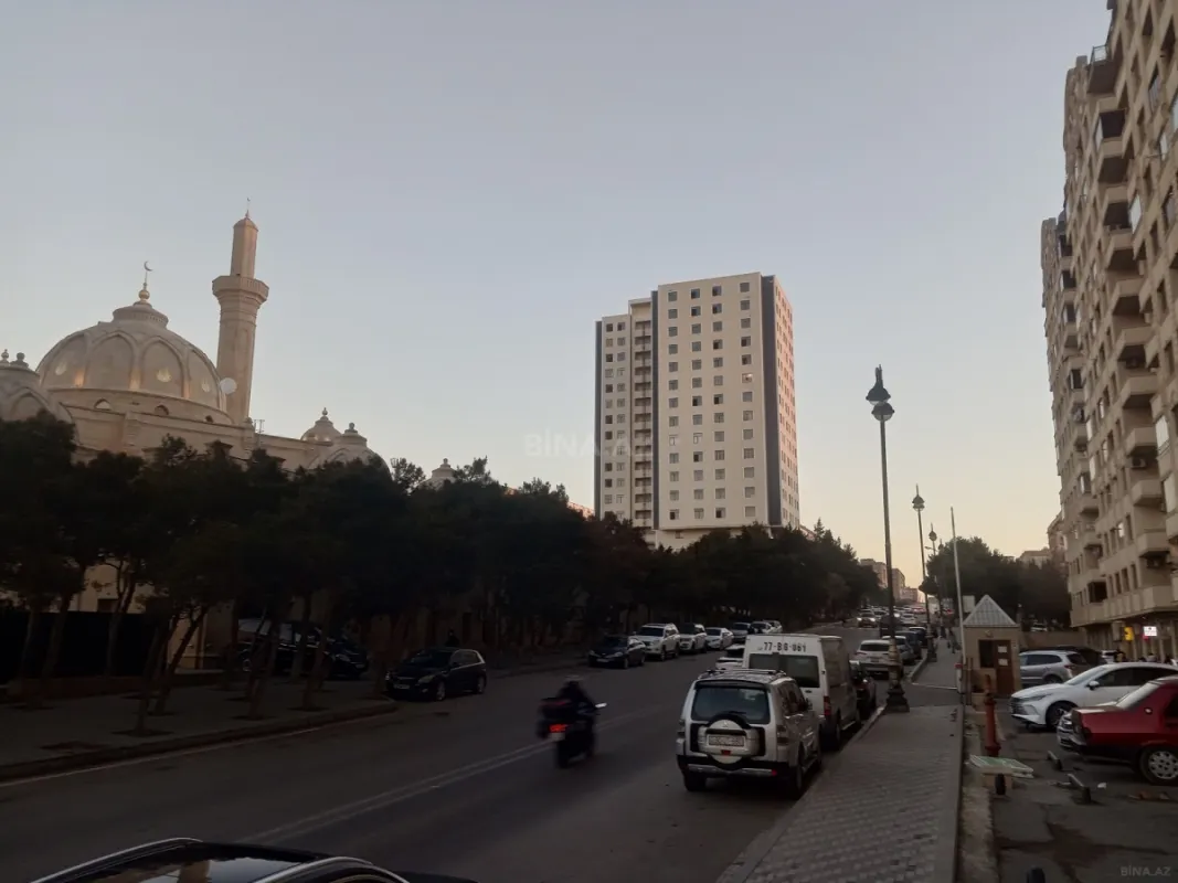 Satılır 1 otaqlı mənzil 66.5 m²