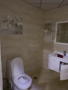 Kirayə verilir 1 otaqlı mənzil 70 m²