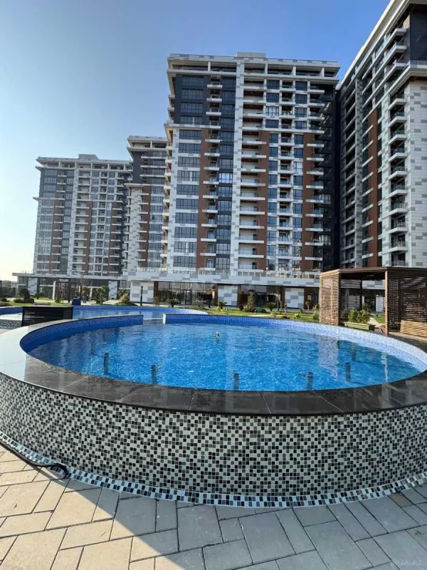 Satılır 2 otaqlı mənzil 60 m²
