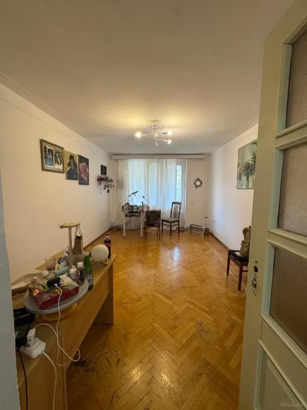 Satılır 3 otaqlı mənzil 70 m²