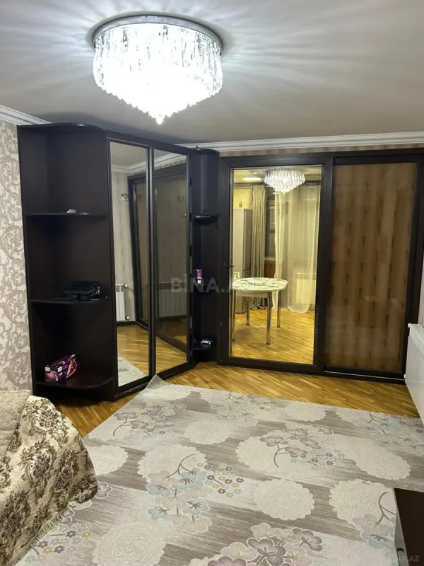 Satılır 3 otaqlı mənzil 70 m²