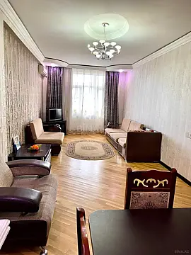 Satılır 3 otaqlı mənzil 125 m²