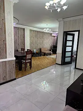 Satılır 3 otaqlı mənzil 125 m² — Bakı, 8-ci kilometr 3 otaq 125.00 m²