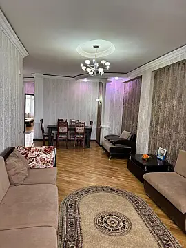 Satılır 3 otaqlı mənzil 125 m²