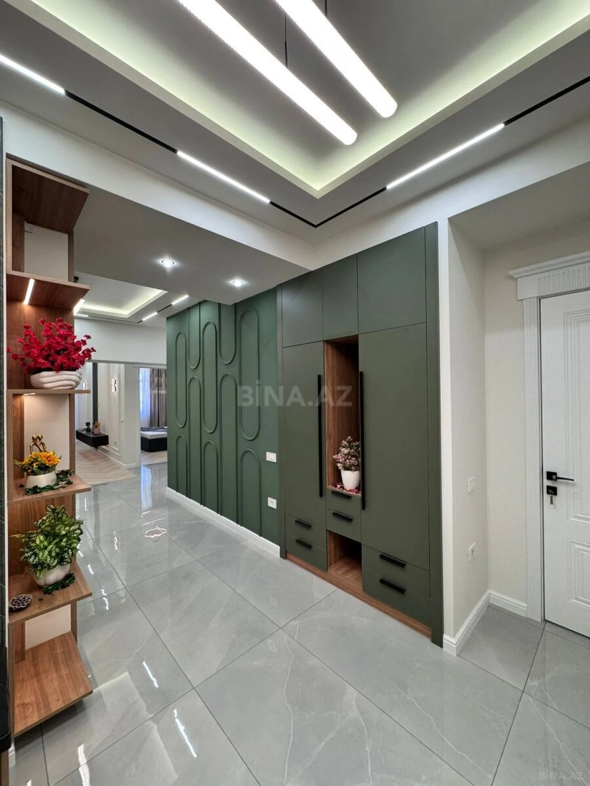 Satılır 3 otaqlı mənzil 92 m²