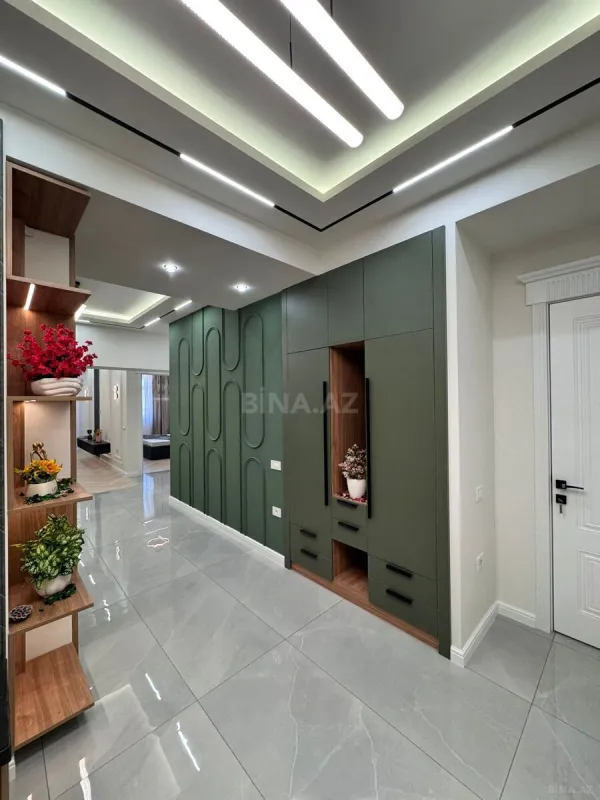 Satılır 3 otaqlı mənzil 92 m²