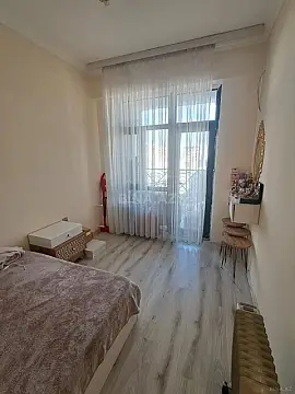 Kirayə verilir 2 otaqlı mənzil 50 m²