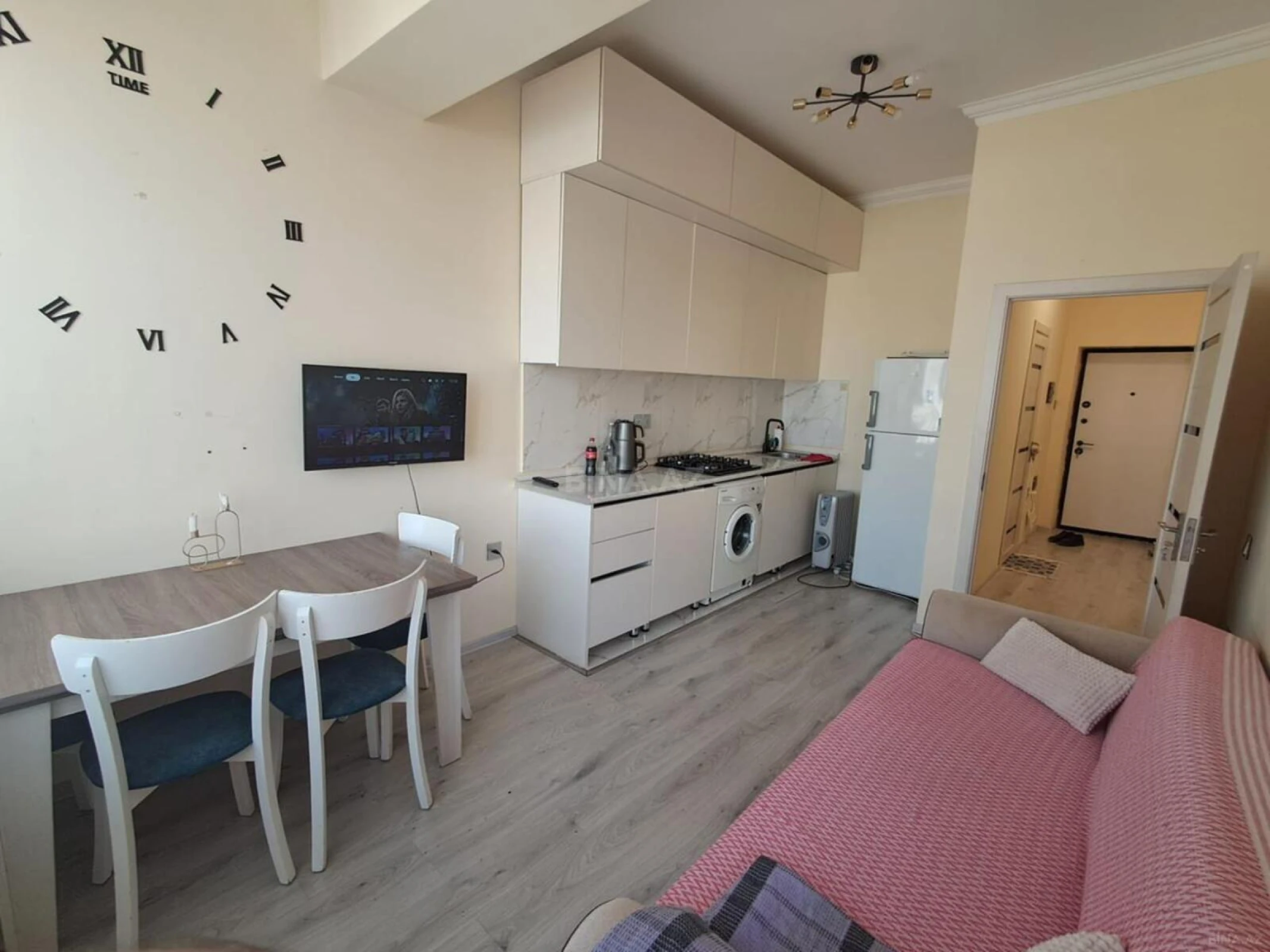 Kirayə verilir 2 otaqlı mənzil 50 m²