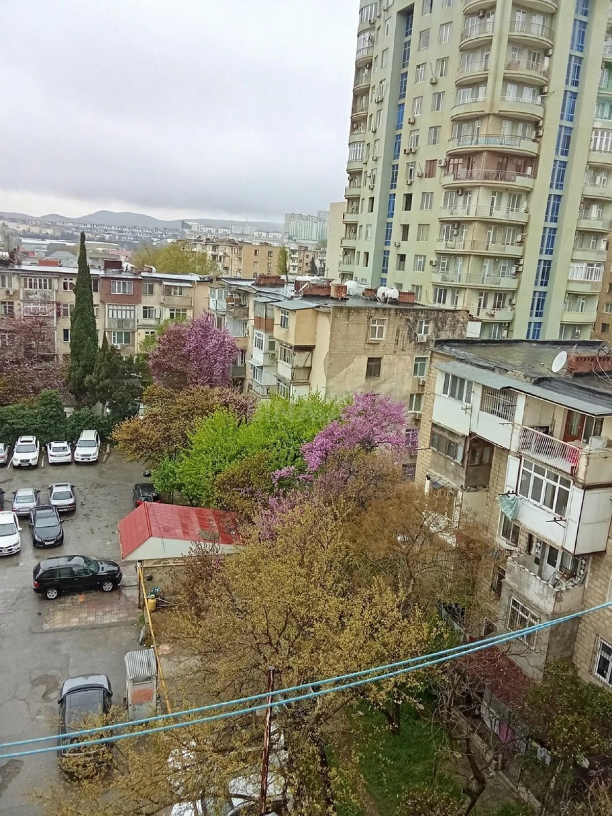 Satılır 3 otaqlı mənzil 88 m²