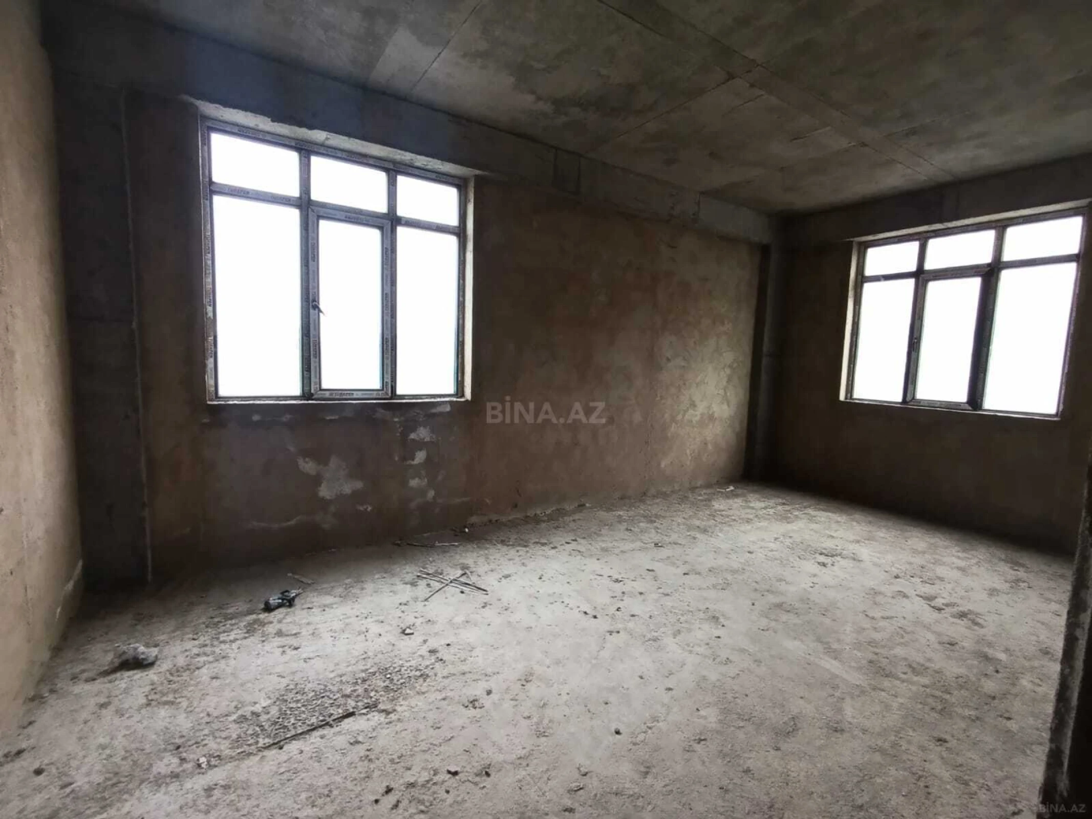 Satılır 2 otaqlı mənzil 73 m²