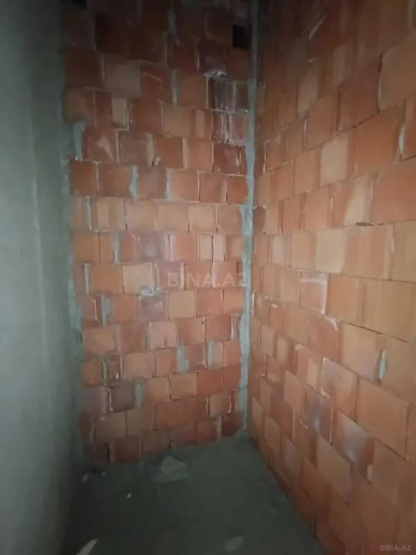 Satılır 2 otaqlı mənzil 73 m²