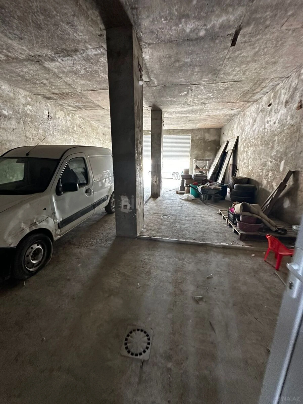 Satılır 5 otaqlı həyət evi 250 m²