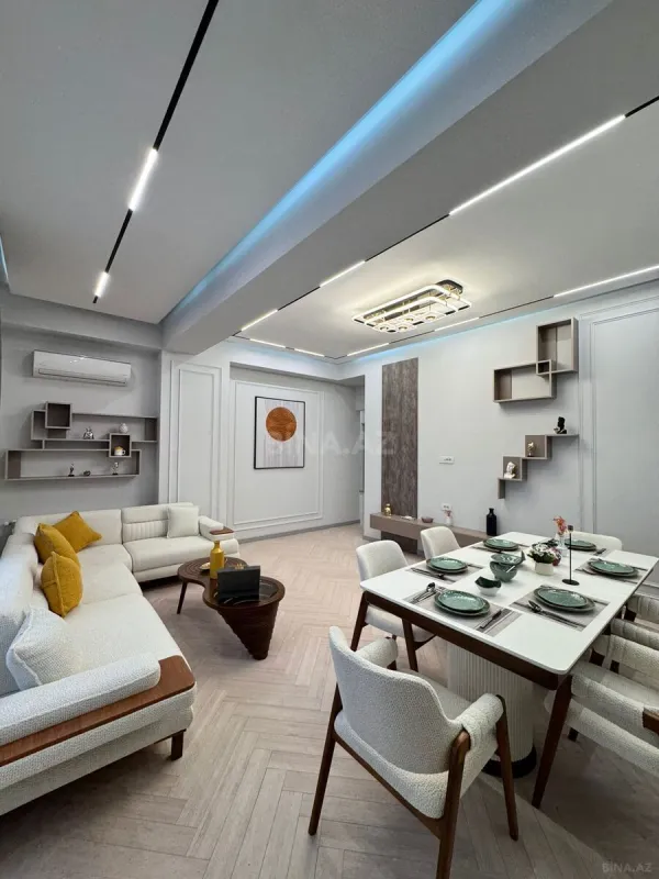 Satılır 3 otaqlı mənzil 125 m²