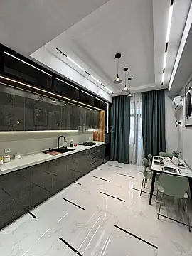 Satılır 3 otaqlı mənzil 125 m²