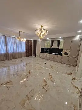 Satılır 3 otaqlı mənzil 110 m²