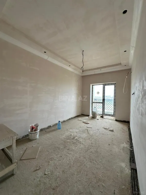Satılır 2 otaqlı mənzil 58 m²