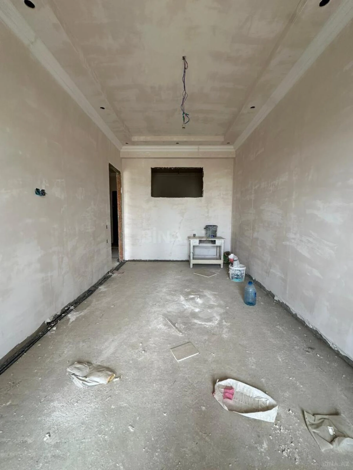 Satılır 2 otaqlı mənzil 58 m²